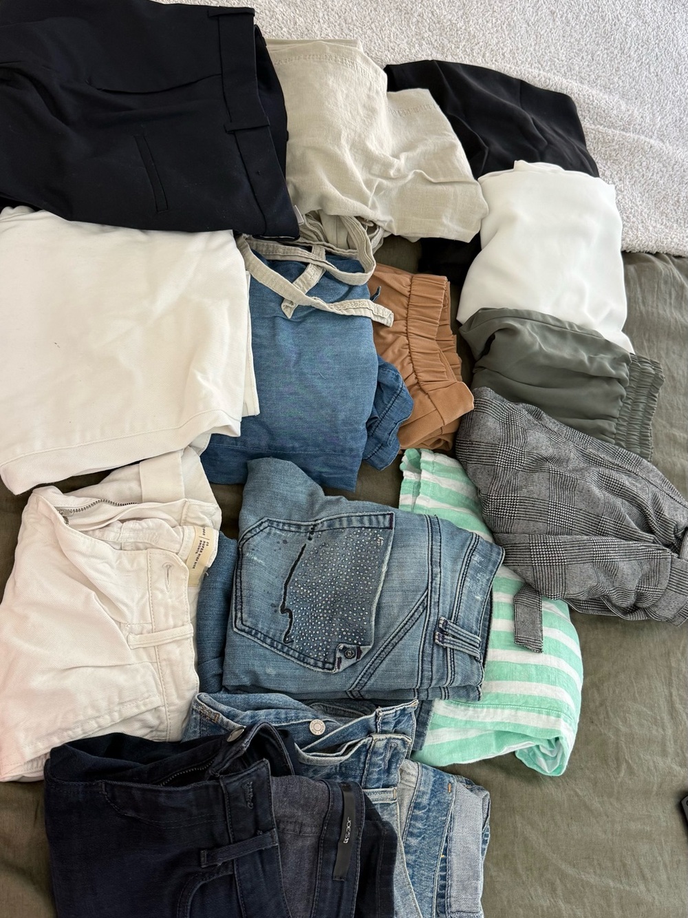 Joe's Jeans Mixed Denim and Neutral Pants Lot - Blue, Black, White, Tan, Green